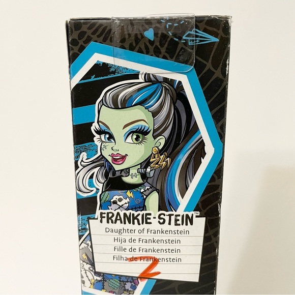 Monster High Frankie Stein Doll Damaged Box - Picture 7 of 16